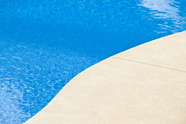 Cost of Pool Deck Construction in Buford