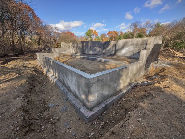 Cost of Foundation Wall Pouring in Buford