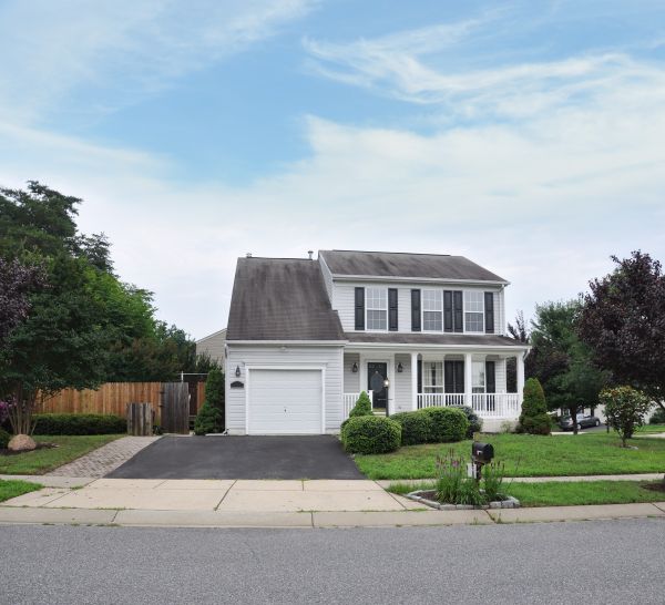 Cost of Concrete Apron Installation in Buford